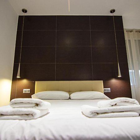 Apartamento Amplio Y Luminoso A 2 Min Del Centro Севиля Екстериор снимка