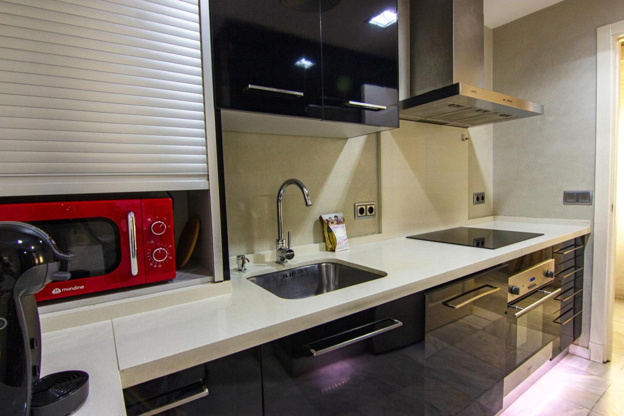 Apartamento Amplio Y Luminoso A 2 Min Del Centro Севиля Екстериор снимка